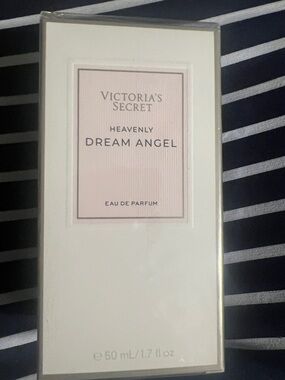 Victoria's Secret Heavenly Dream Angel Eau de Parfum - Pale Pink & White Box